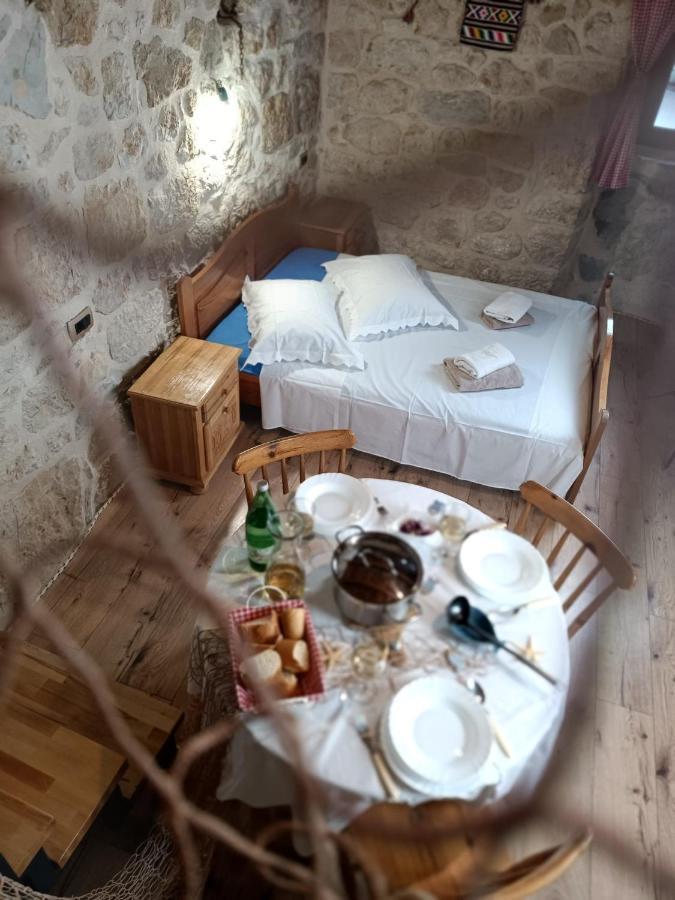 The Old Stable 1861 Villa Imotski Exteriör bild