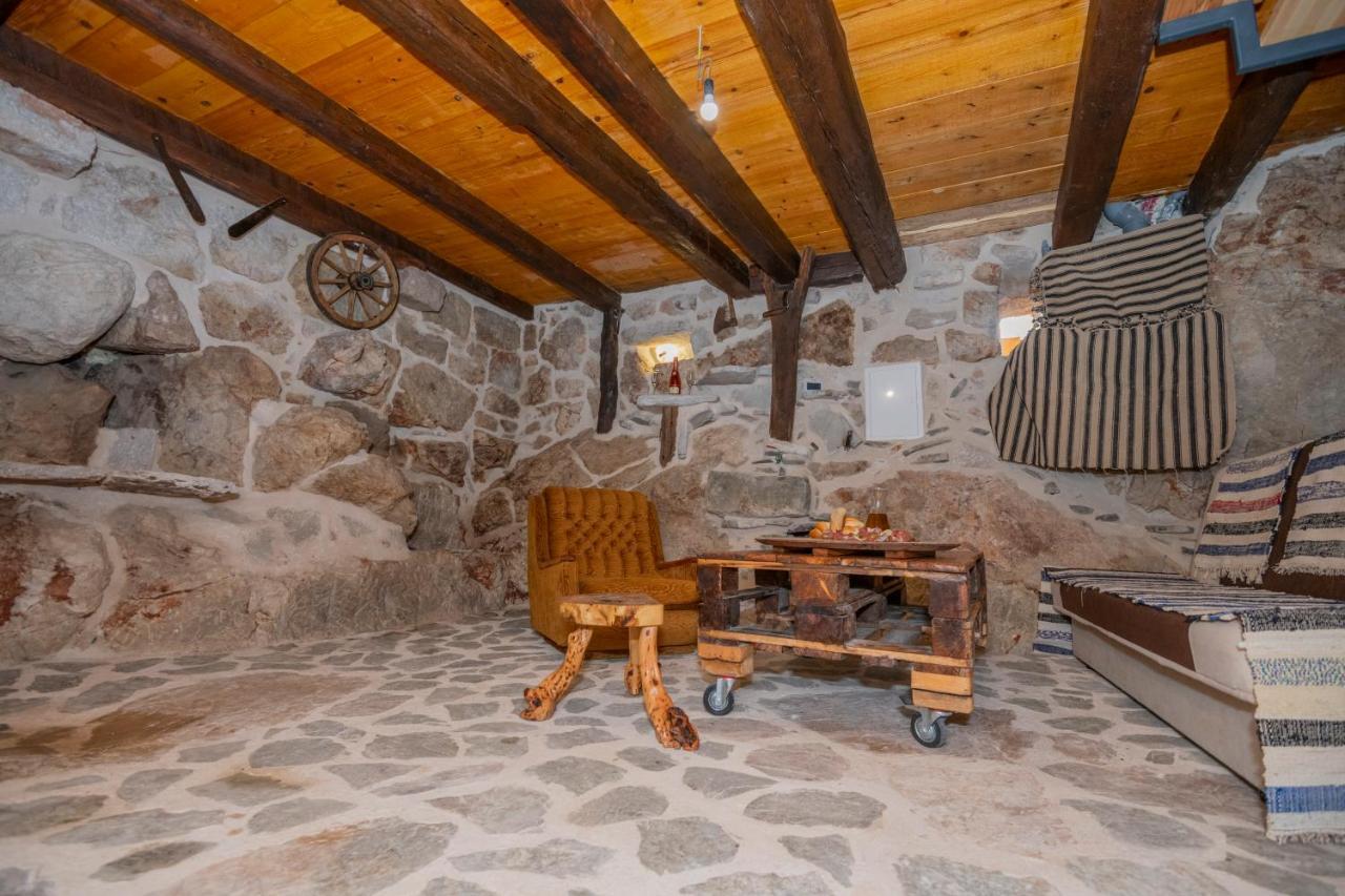 The Old Stable 1861 Villa Imotski Exteriör bild