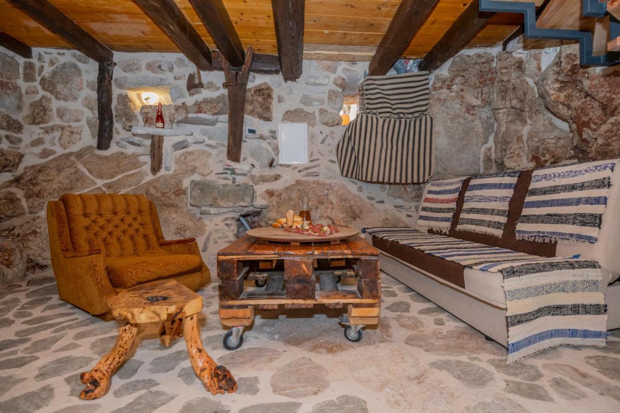 The Old Stable 1861 Villa Imotski Exteriör bild
